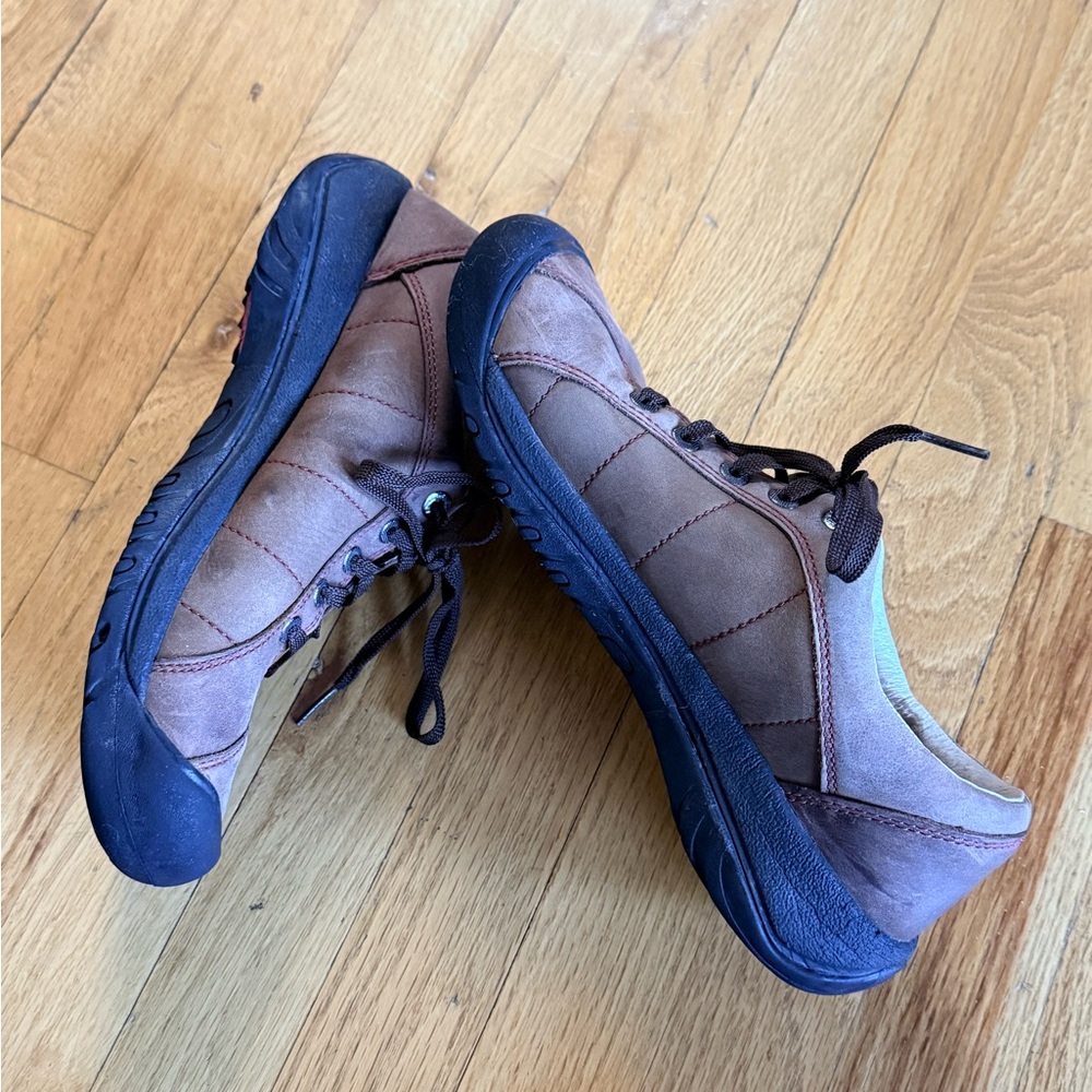 Keen Brown Leather Lace-Up Shoes - Picture 4 of 12